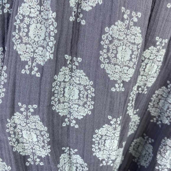 Wonderly 1X Gray/Blue with Light Blue Design Sloughed Cotton Dress, Pouf Sleeves - Picture 3 of 7